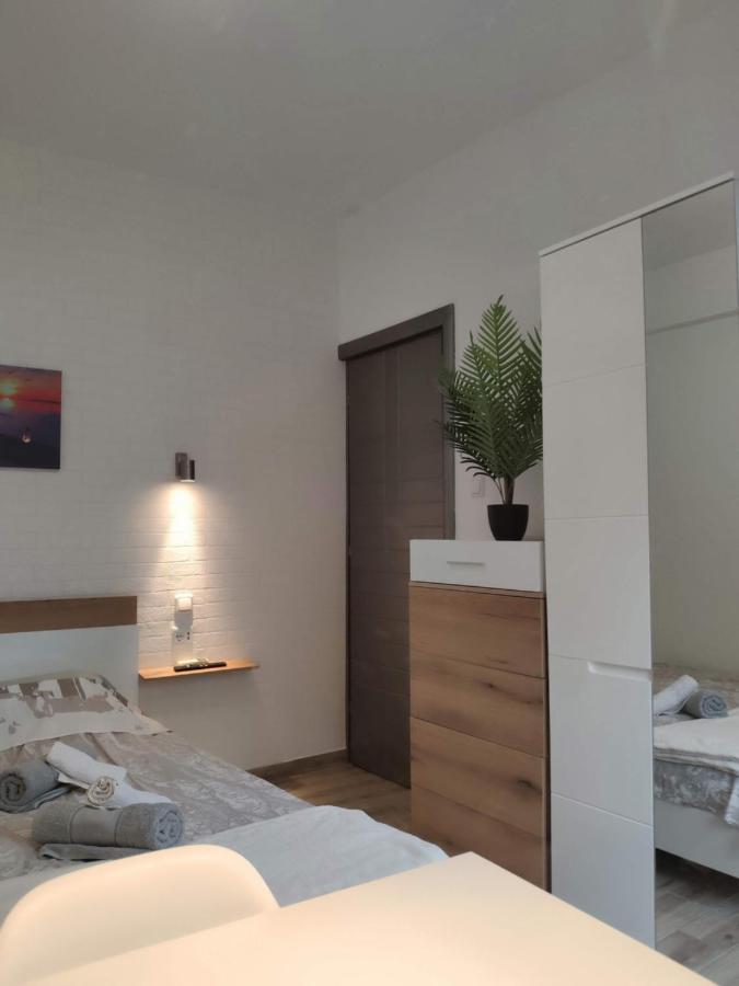 Comfort Apartment By Prima Lodging Thessaloníki Exteriör bild